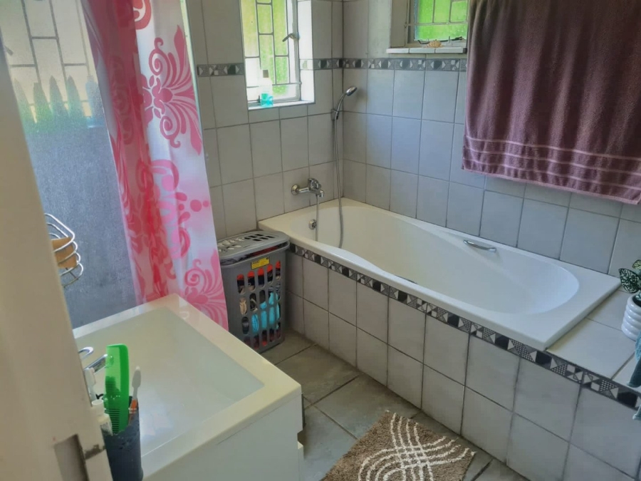 3 Bedroom Property for Sale in Bayswater Free State